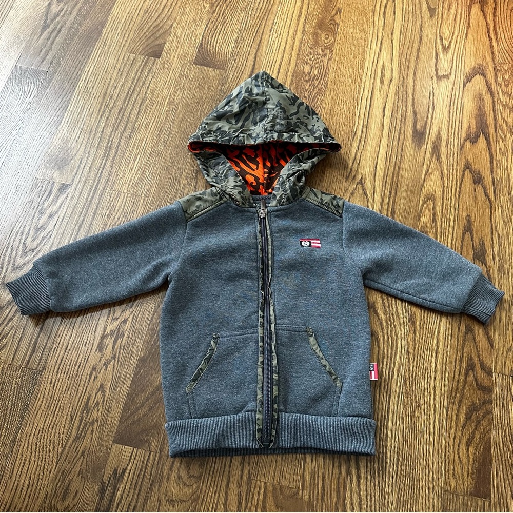 Phat Farm camo hoodie sweatshirt, size 18M